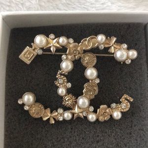 Vintage Chanel brooch
